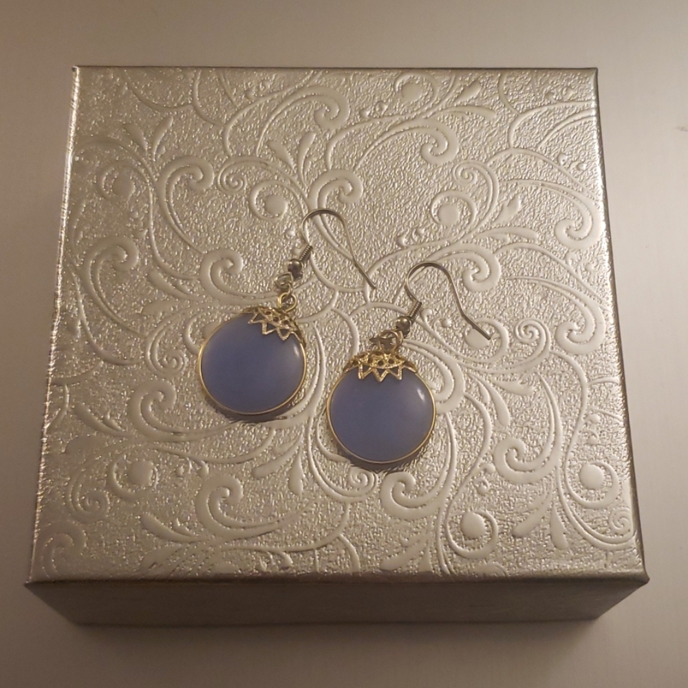 Vintage soft blue circle earrings